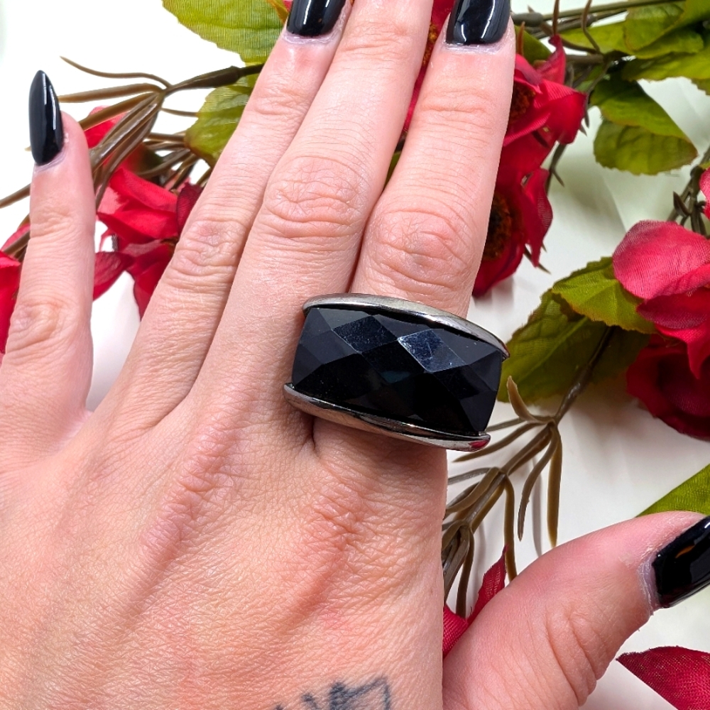 Oversized Genuine Black Faceted Crystal Vintage Cocktail Ring Size 8